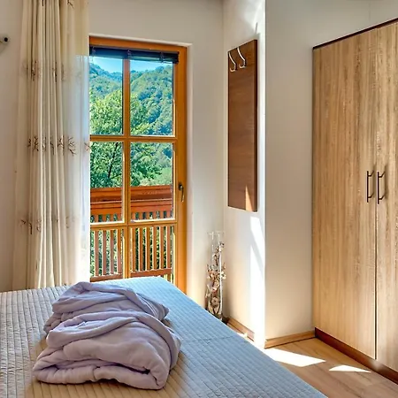 Mountain House Rupicapra With Sauna And Outdoor Hot Tub Villa *