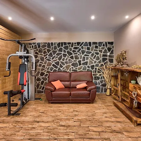 Villa Mountain House Rupicapra With Sauna And Outdoor Hot Tub *