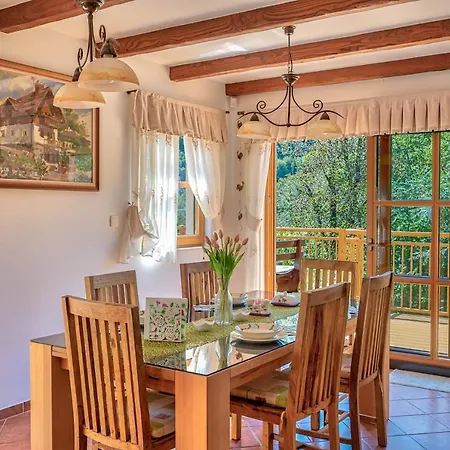 Mountain House Rupicapra With Sauna And Outdoor Hot Tub Villa *
