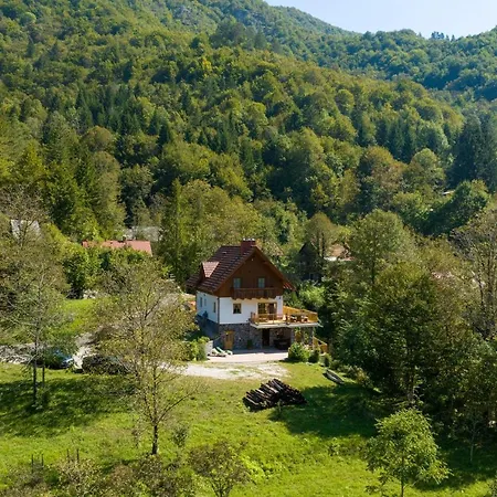 Villa Mountain House Rupicapra With Sauna And Outdoor Hot Tub
