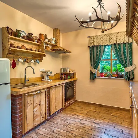 Mountain House Rupicapra With Sauna And Outdoor Hot Tub *
