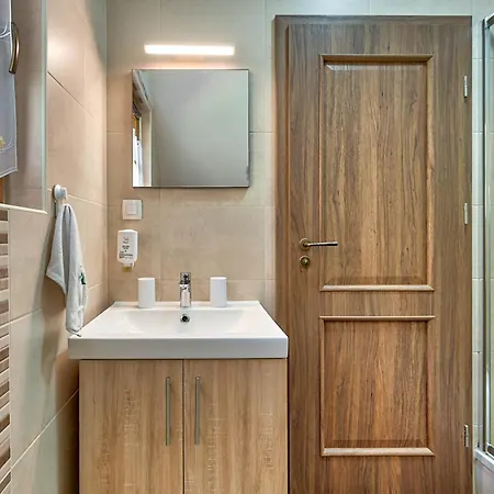 Mountain House Rupicapra With Sauna And Outdoor Hot Tub Villa