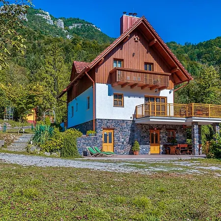 Villa Mountain House Rupicapra With Sauna And Outdoor Hot Tub *